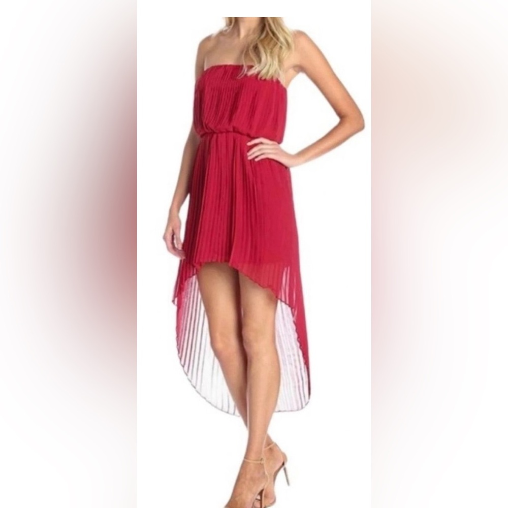 NWT BCBGeneration Lollipop Red Knife Pleated Strapless High-low dress Sz XS Prom